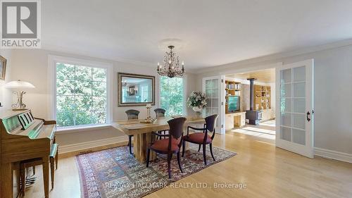 109 Highland Lane, Richmond Hill, ON - Indoor Photo Showing Dining Room