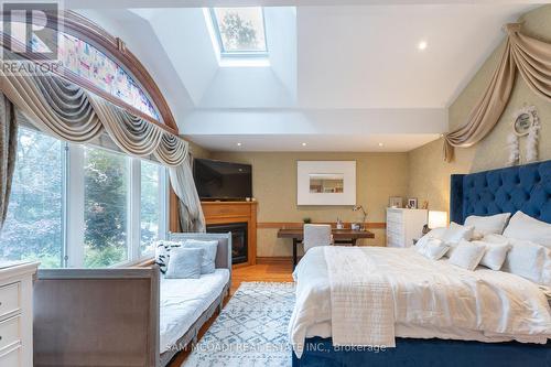 2221 Greenhurst Avenue, Mississauga, ON - Indoor Photo Showing Bedroom