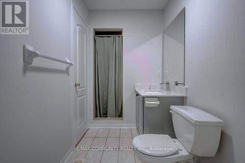 6990 Tassel Crescent, Mississauga, ON - Indoor Photo Showing Bathroom