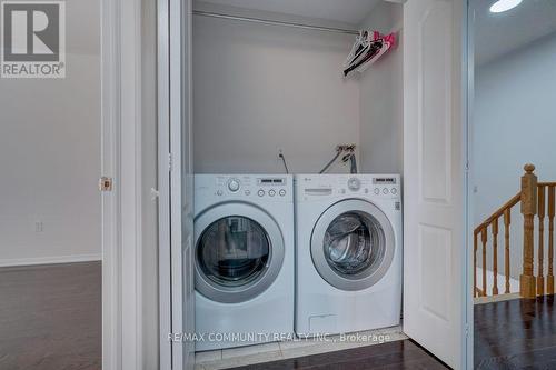 6990 Tassel Crescent, Mississauga, ON - Indoor Photo Showing Laundry Room