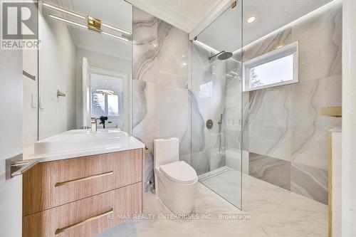 1112 Fair Birch Drive, Mississauga, ON - Indoor Photo Showing Bathroom