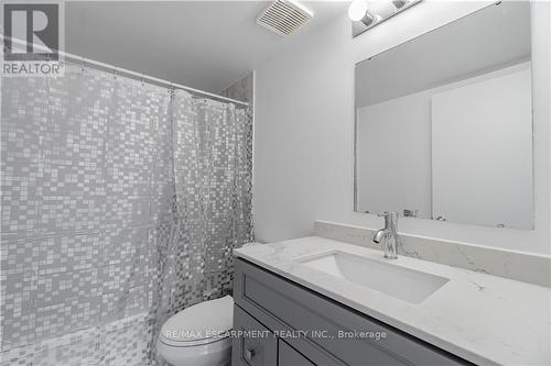 512 - 4185 Shipp Drive, Mississauga, ON - Indoor Photo Showing Bathroom