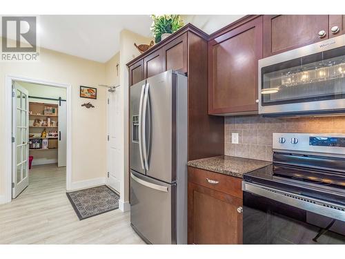 3843 Brown Road Unit# 2104, West Kelowna, BC - Indoor Photo Showing Kitchen