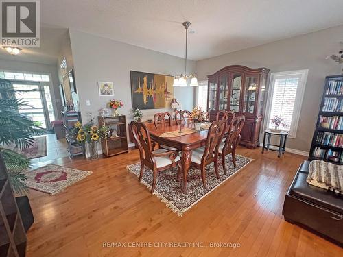 Unit 15 - 101 Southgate Parkway, St. Thomas, ON - Indoor Photo Showing Dining Room