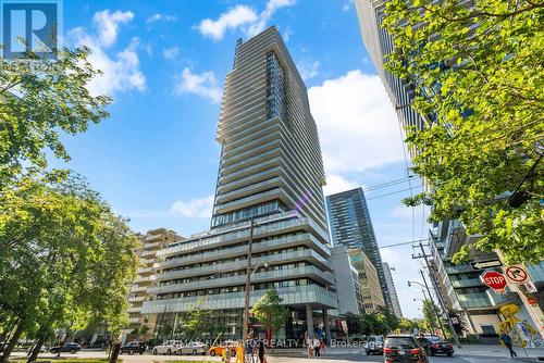 409 - 185 Roehampton Avenue, Toronto, ON - Outdoor With Balcony With Facade