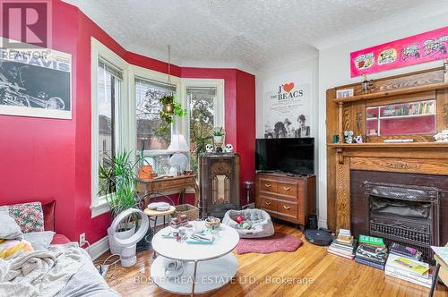 195-197 Dovercourt Road, Toronto, ON - Indoor Photo Showing Other Room With Fireplace