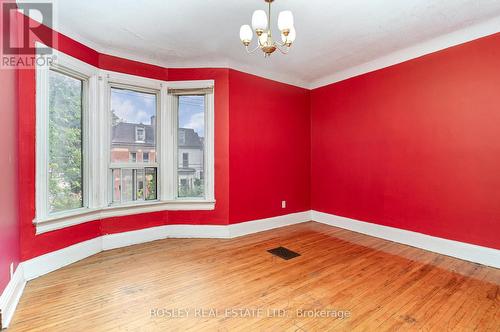 195-197 Dovercourt Road, Toronto, ON - Indoor Photo Showing Other Room