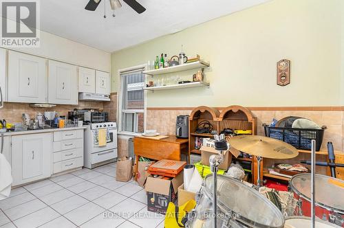 195-197 Dovercourt Road, Toronto, ON - Indoor Photo Showing Kitchen