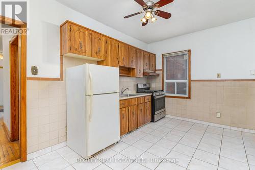 195-197 Dovercourt Road, Toronto, ON - Indoor Photo Showing Kitchen