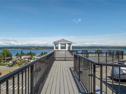 4G-690 Colwyn St, Campbell River, BC - Outdoor With Body Of Water With Balcony With View