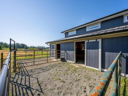 6392 Island Hwy North, Courtenay, BC 