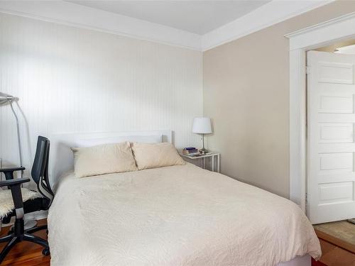 1362 Dallas Rd, Victoria, BC - Indoor Photo Showing Bedroom