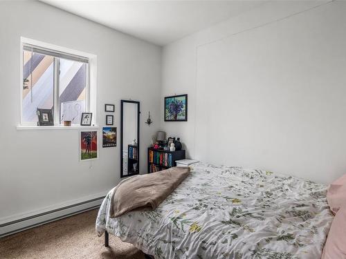 1362 Dallas Rd, Victoria, BC - Indoor Photo Showing Bedroom