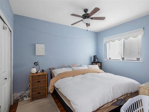 1362 Dallas Rd, Victoria, BC - Indoor Photo Showing Bedroom