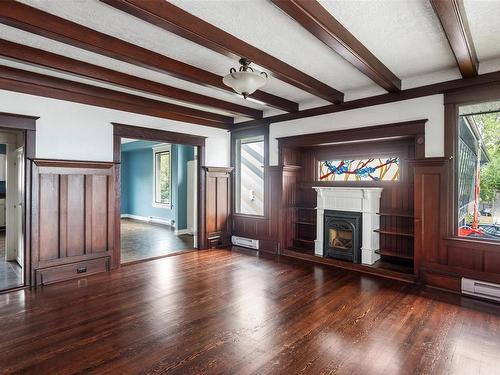 1362 Dallas Rd, Victoria, BC - Indoor Photo Showing Living Room With Fireplace