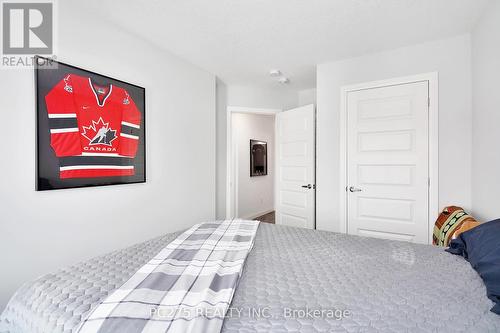 17 - 3046 Springmeadow Road, London, ON - Indoor Photo Showing Bedroom