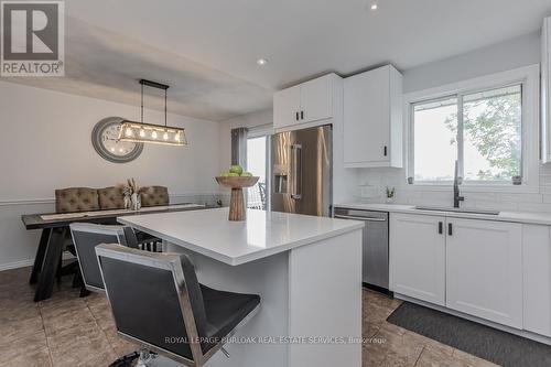 119 Duncombe Road, Norfolk, ON - Indoor Photo Showing Kitchen