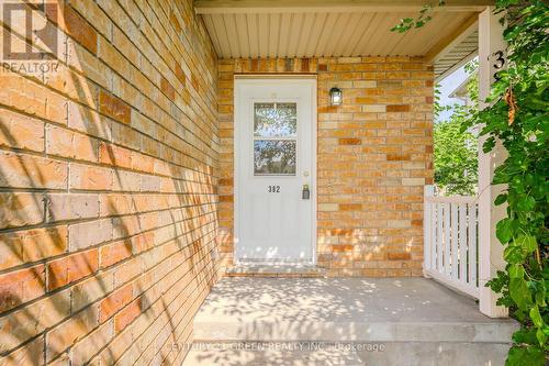 382 Wake Robin Crescent, Kitchener, ON - Outdoor With Deck Patio Veranda With Exterior