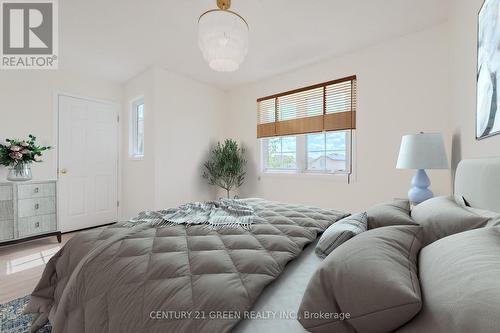 382 Wake Robin Crescent, Kitchener, ON - Indoor Photo Showing Bedroom