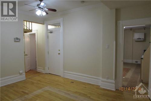 220 Lyon Street Unit#B, Ottawa, ON - Indoor Photo Showing Other Room