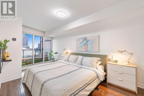 3611 - 30 Grand Trunk Crescent, Toronto, ON - Indoor Photo Showing Bedroom