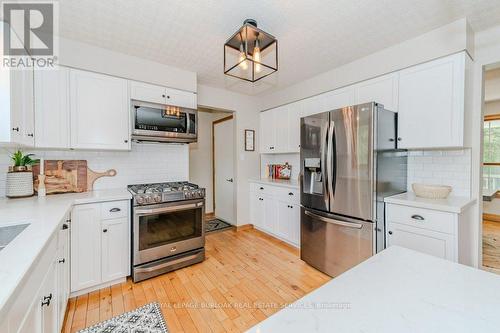 5776 Wellington Rd 26, Guelph/Eramosa, ON - Indoor Photo Showing Kitchen