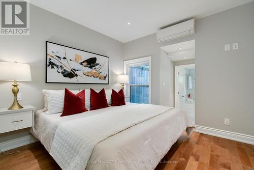 44 Belmont Street, Toronto, ON - Indoor Photo Showing Bedroom