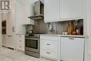 44 Belmont Street, Toronto, ON  - Indoor Photo Showing Kitchen 