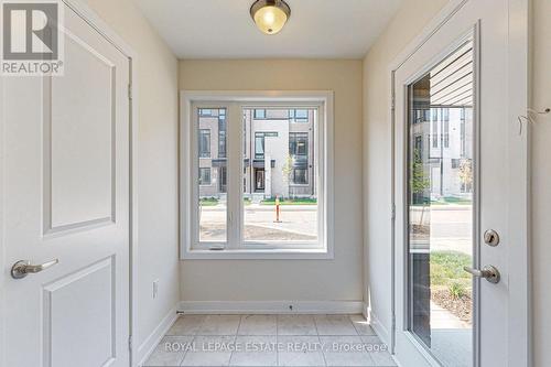 27 Ingersoll Lane, Richmond Hill, ON - Indoor Photo Showing Other Room