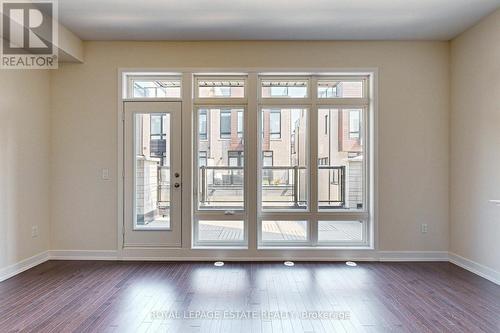 27 Ingersoll Lane, Richmond Hill, ON - Indoor Photo Showing Other Room