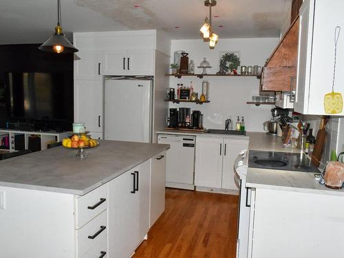 Kitchen - 821 Rue José, Wickham, QC - Indoor Photo Showing Kitchen