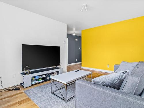 Salon - 1050 Rue Honoré-Mercier, Trois-Rivières, QC - Indoor Photo Showing Living Room