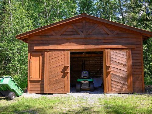 5305 Clearwater Valley Rd, Clearwater, BC - Outdoor With Exterior