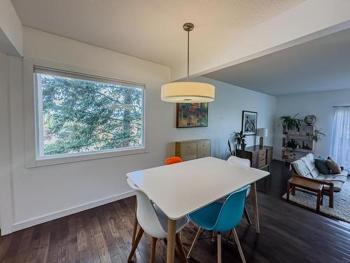 7-1555 Summit Drive, Kamloops, BC - Indoor Photo Showing Dining Room