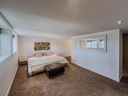 7-1555 Summit Drive, Kamloops, BC - Indoor Photo Showing Bedroom