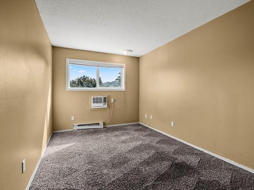 114-1760 Brunner Ave, Kamloops, BC - Indoor Photo Showing Other Room