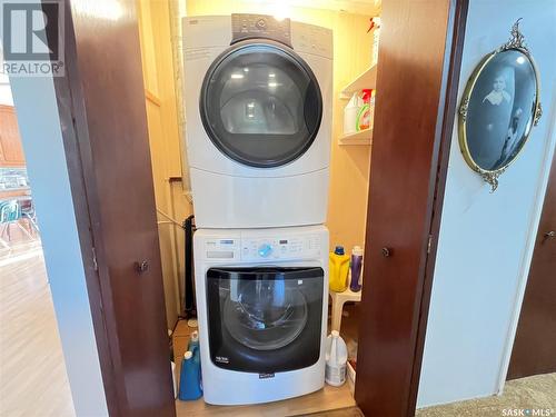 620 Griffin Street, Maple Creek, SK - Indoor Photo Showing Laundry Room