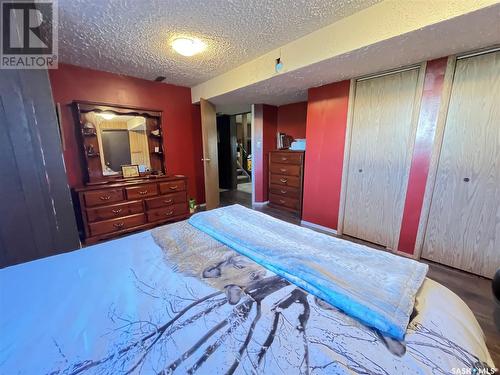 620 Griffin Street, Maple Creek, SK - Indoor Photo Showing Bedroom