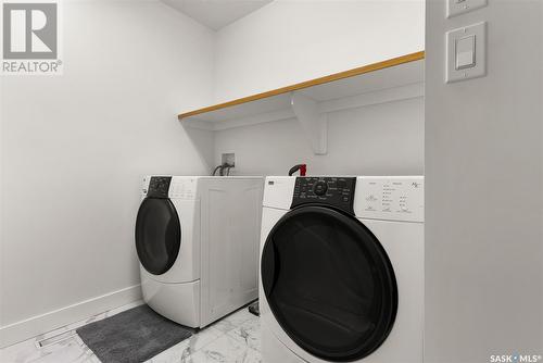 3332 Windsor Park Crescent, Regina, SK - Indoor Photo Showing Laundry Room