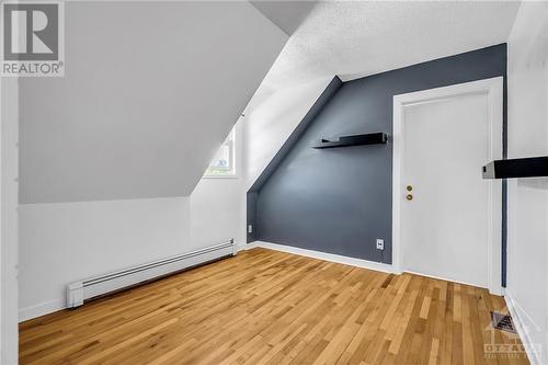 558 Gilmour Street, Ottawa, ON - Indoor Photo Showing Other Room