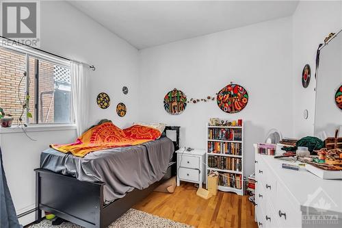 558 Gilmour Street, Ottawa, ON - Indoor Photo Showing Bedroom