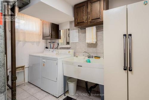 90 Goldsboro Road, Toronto, ON - Indoor Photo Showing Laundry Room