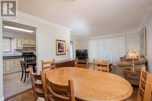 90 Goldsboro Road, Toronto, ON - Indoor Photo Showing Dining Room