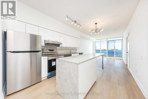 3015 - 29 Singer Court, Toronto, ON - Indoor Photo Showing Kitchen