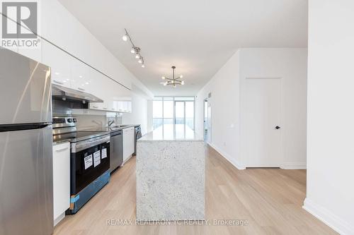 3015 - 29 Singer Court, Toronto, ON - Indoor Photo Showing Kitchen