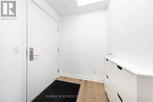 2516 - 20 Edward Street, Toronto, ON - Indoor Photo Showing Other Room