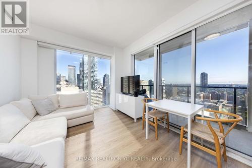 2516 - 20 Edward Street, Toronto, ON - Indoor Photo Showing Living Room