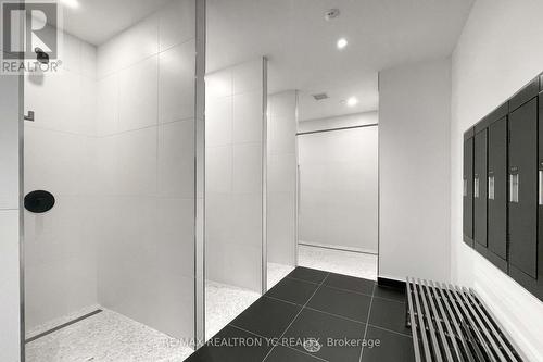 2516 - 20 Edward Street, Toronto, ON - Indoor Photo Showing Bathroom