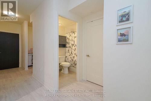 1717 - 9000 Jane Street, Vaughan, ON - Indoor