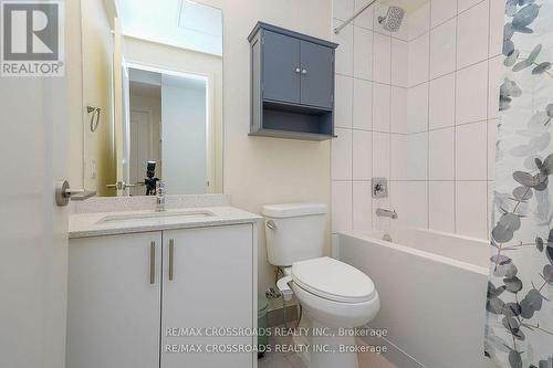 1717 - 9000 Jane Street, Vaughan, ON - Indoor Photo Showing Bathroom